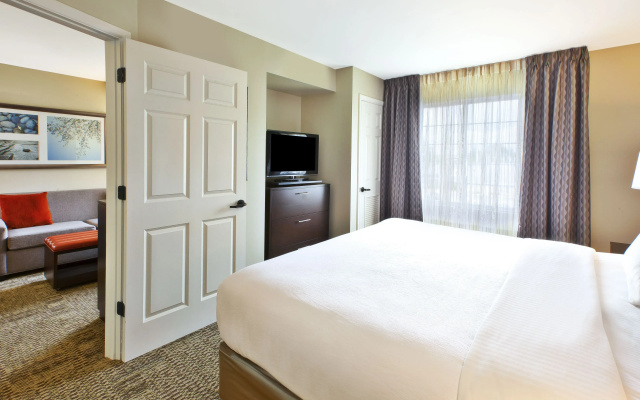 photo 3 of Staybridge Suites Cleveland Mayfield Heights Beachwood by IHG