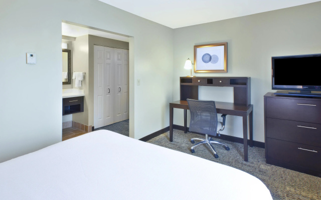 photo 5 of Staybridge Suites Cleveland Mayfield Heights Beachwood by IHG