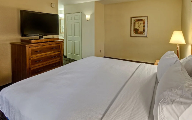 photo 4 of Staybridge Suites Denver - Cherry Creek by IHG