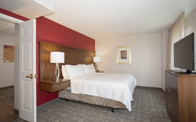 photo 3 of Staybridge Suites Denver International Airport by IHG
