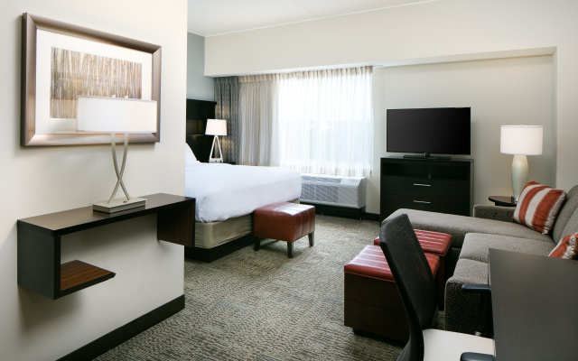 photo 3 of Staybridge Suites Des Moines Downtown by IHG