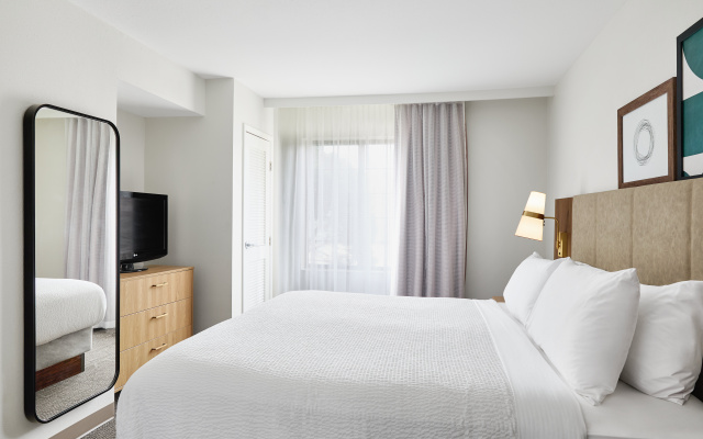 photo 3 of Staybridge Suites Downtown Peoria by IHG