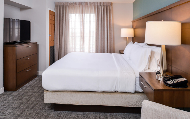 photo 5 of Staybridge Suites Indianapolis Downtown - Convention Center by IHG