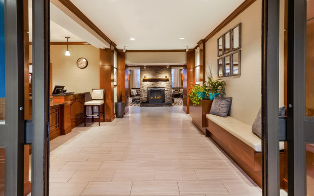 photo 2 of Staybridge Suites Kalamazoo by IHG