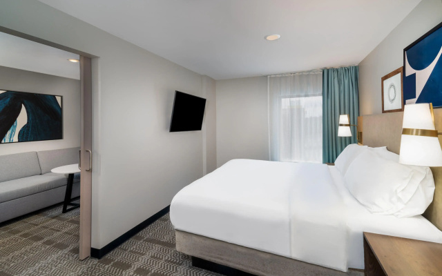 photo 4 of Staybridge Suites Louisville Expo Center by IHG