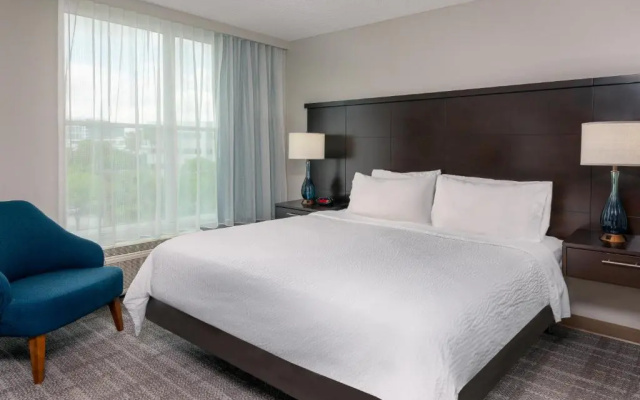 photo 4 of Staybridge Suites Miami Doral Area by IHG 