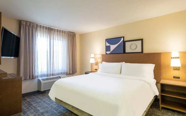 photo 5 of Staybridge Suites Milwaukee Airport South by IHG