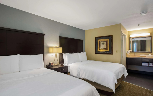 photo 4 of Sonesta ES Suites Orlando - Lake Buena Vista