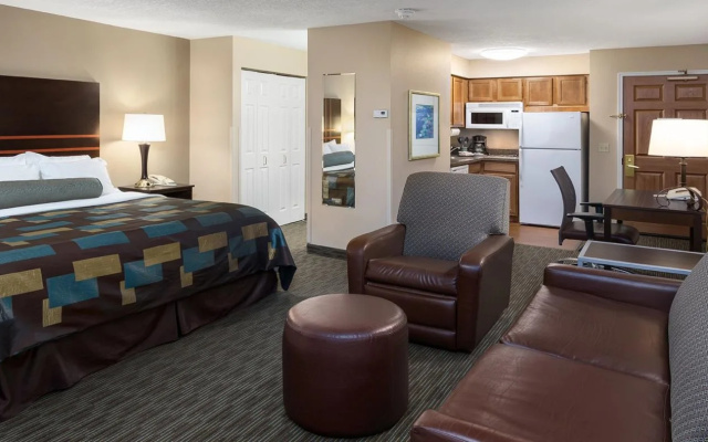 photo 4 of Aspen Suites