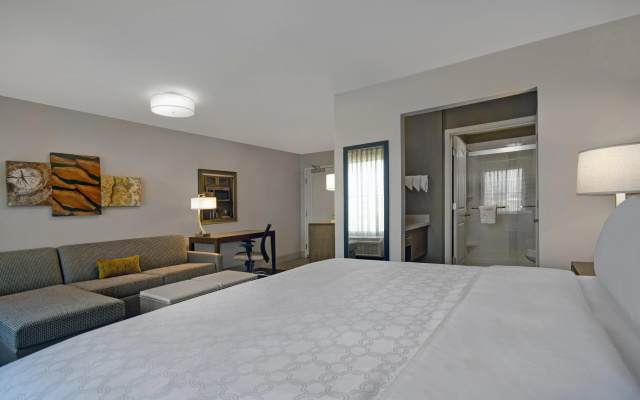 photo 4 of Staybridge Suites Sterling Heights - Detroit by IHG
