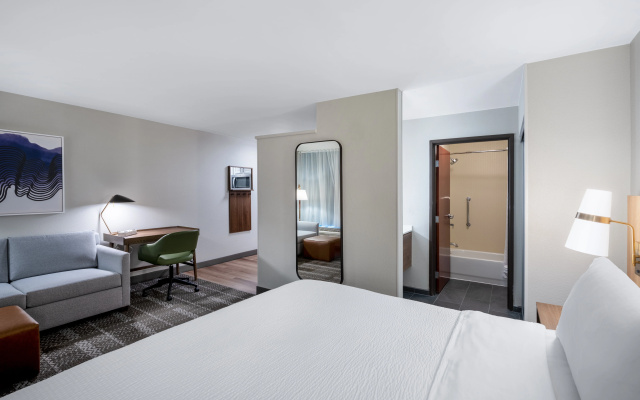 photo 5 of Staybridge Suites West Des Moines by IHG