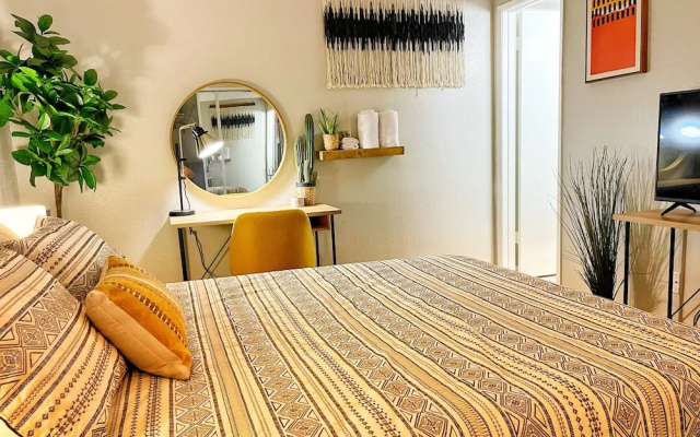 photo 2 of Stay-Smart Modern Travelodge