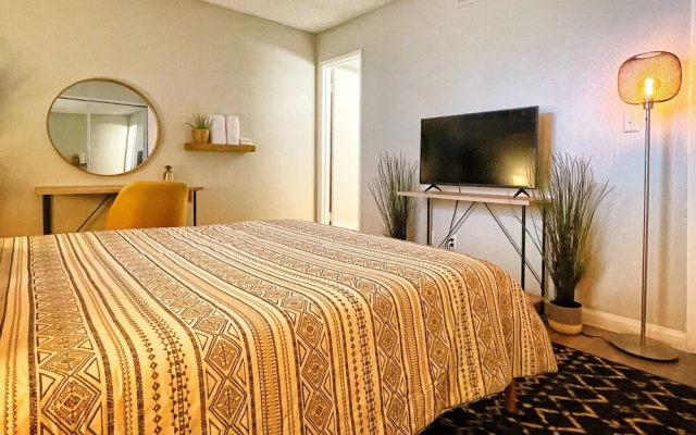 photo 4 of Stay-Smart Modern Travelodge