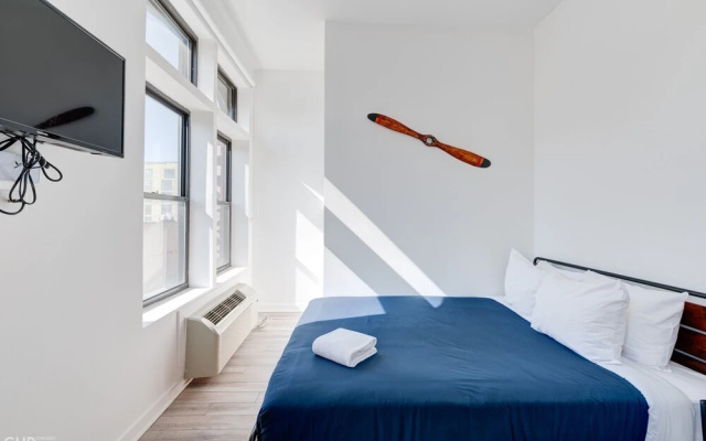 photo 4 of Steps From (Arguably) The Best Pizza Spot In Chicago - Experience The Local Chicago Lifestyle - 747 Lofts Cabin 208  by RedAwning