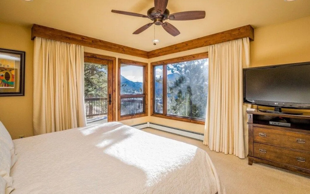 photo 5 of Stewart Highlands - 6 Br Home