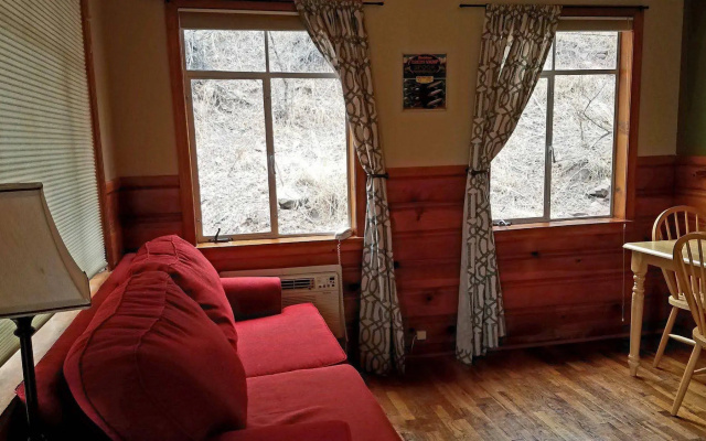 photo 2 of Stone Mountain Lodge and Cabins