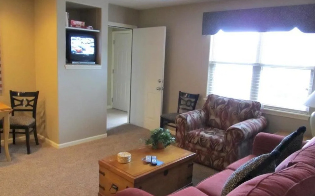 photo 5 of Stonebridge Village Condominiums