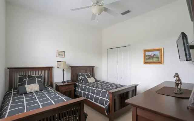 photo 4 of Stoneybrook 10 - 4 Br Home