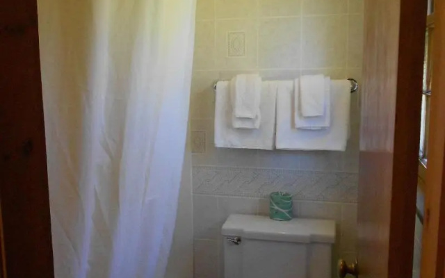 photo 5 of Stonybrook Motel & Lodge