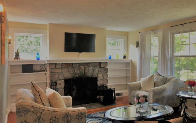 photo 2 of Storybook Cottage - Q202 by Getaway