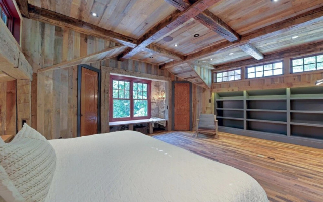 photo 5 of Storybrooke Place 5 Bedrooms 3.5 Bathrooms Home