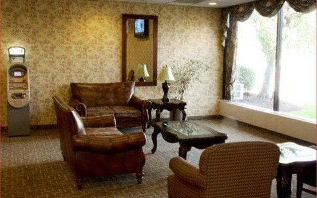 photo 3 of Stratford Hotel and Conference Center