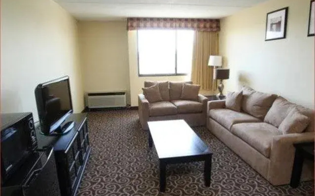 photo 4 of Stratford Hotel and Conference Center