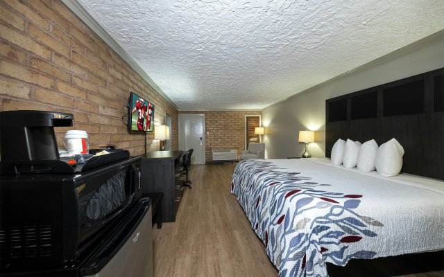 photo 5 of Red Roof Inn Monroe
