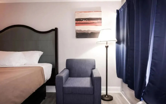 photo 2 of Riverside Inn Suites By Oyo Danville Ceaser Casino