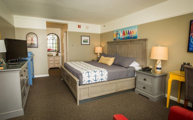 photo 3 of Strawberry Hill Seaside Inn