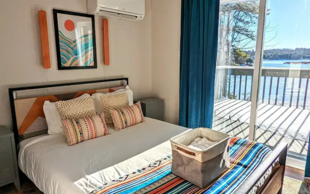 photo 3 of Strawberry Shores by Avantstay Lakefront Private Beach