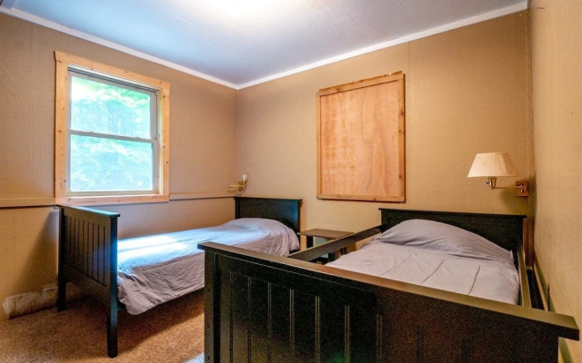 photo 4 of Streamside Dreams