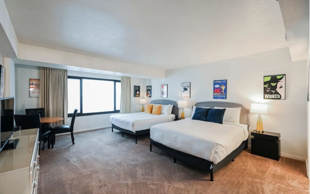 photo 4 of StripViewSuites at Jockey Club