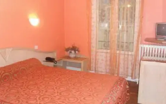 photo 5 of St. Tropez All Suites