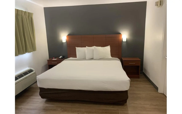 photo 4 of Studio 6 Extended Stay - Hampton, VA - Langley AFB Area