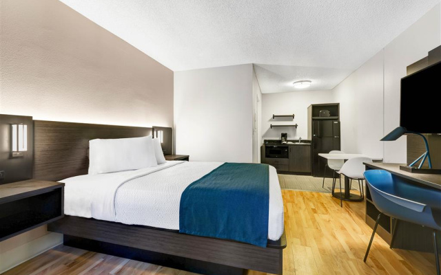 photo 3 of Studio 6 Mountlake Terrace, WA - Seattle