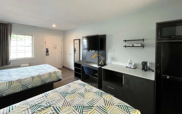 photo 4 of Studio 6 Suites - Lafayette, IN