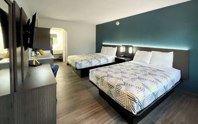 photo 5 of Studio 6 Suites - Lafayette, IN