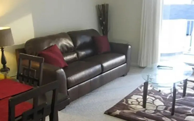 photo 2 of Studio Apartment Near Financial District