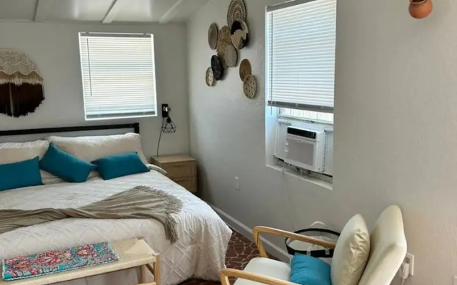 photo 2 of Studio in Clearwater Perfect for 2