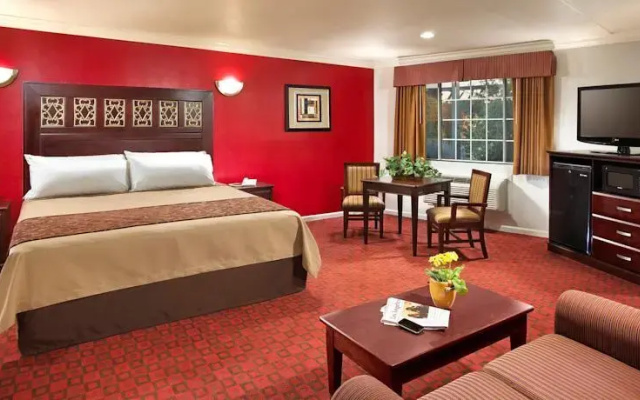 photo 2 of Studio Inn & Suites Downey