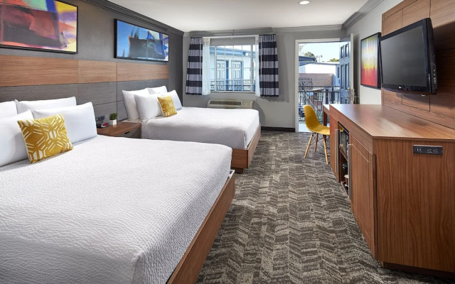 photo 5 of Studio Inn & Suites Downey