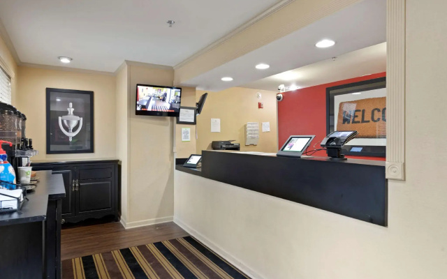 photo 2 of Studio 6 Suites Charlotte, NC - Tyvola Rd/Executive Park