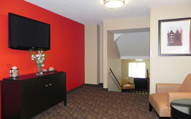 photo 5 of Studio 6 Suites Charlotte, NC - Tyvola Rd/Executive Park