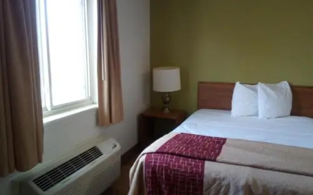 photo 3 of Studio Plus Deluxe Studios - St Louis - Airport