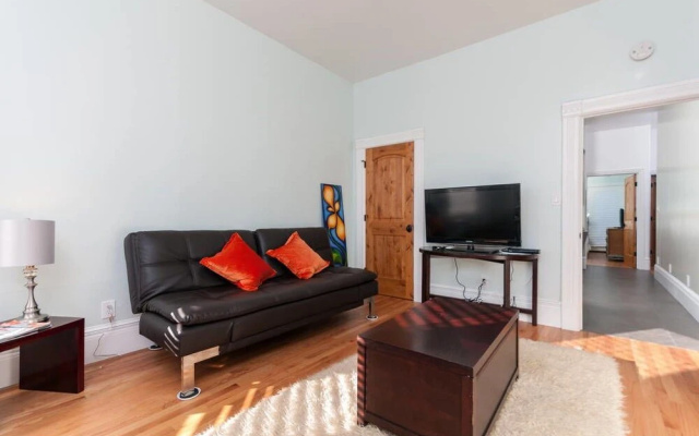 photo 2 of Stunning 1 Bedroom Flat