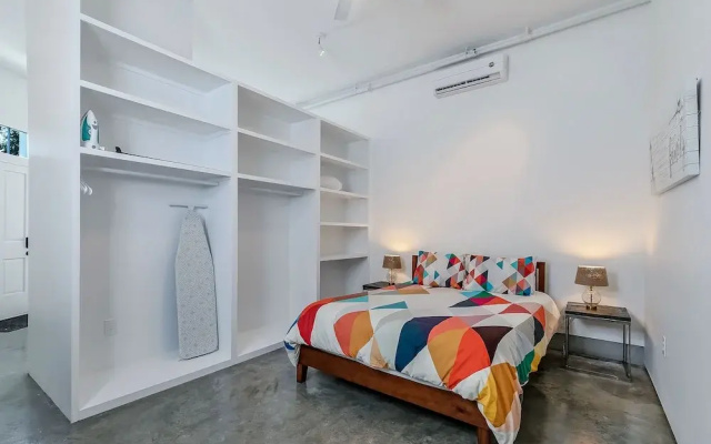 photo 3 of Stunning 1BR in Garden District by Hosteeva