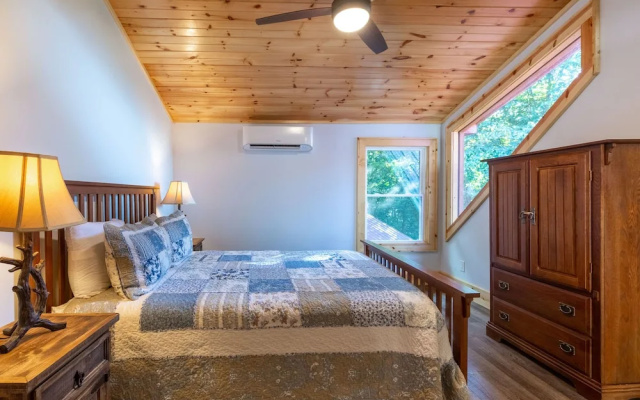 photo 2 of Stunning 2BR Cabin with Mountain Views