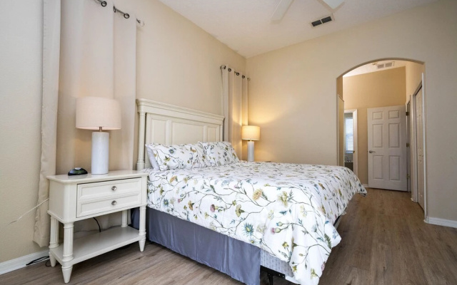 photo 5 of Stunning 5 Bd Home w/ Pool Close to Disney 7420