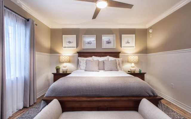 photo 4 of Stunning - All New Decor Nov 2015 - 3 Br condo by RedAwning